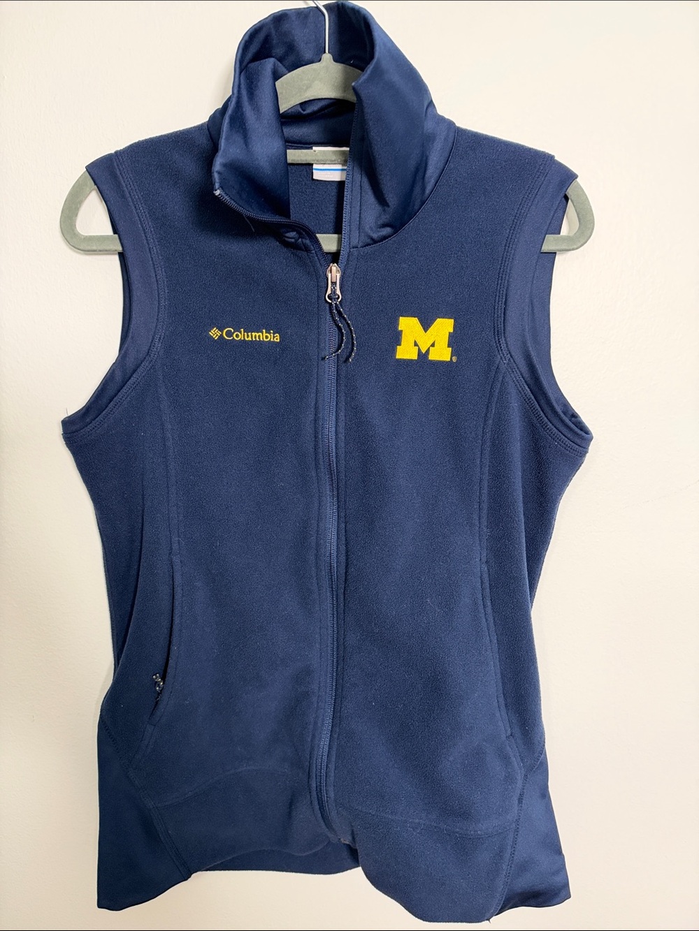 Columbia Navy Fleece Michigan Vest - Size M (fits S)